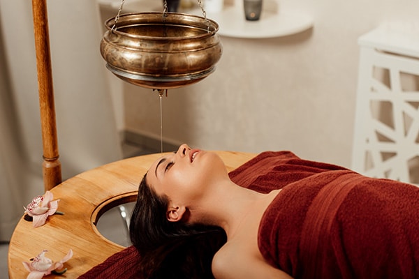Benefits of Shirodhara